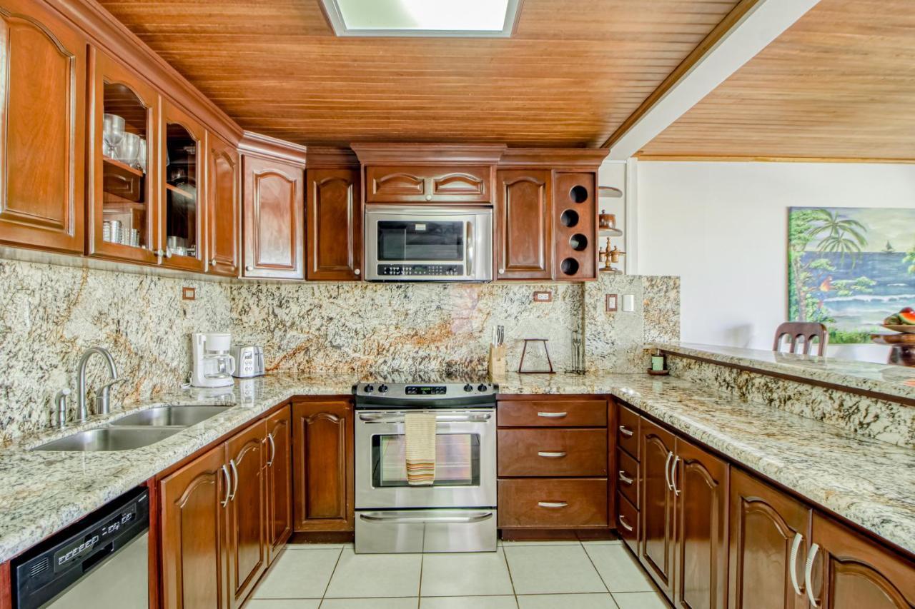 Flamingo Marina 413