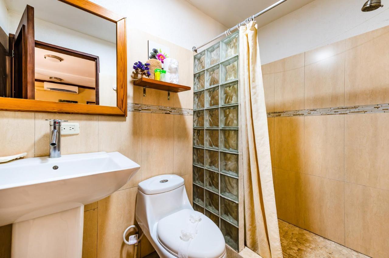 Nautilus Bed & Breakfast 3*