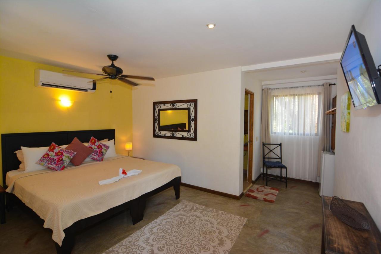 Conchal Hotel Brasilito