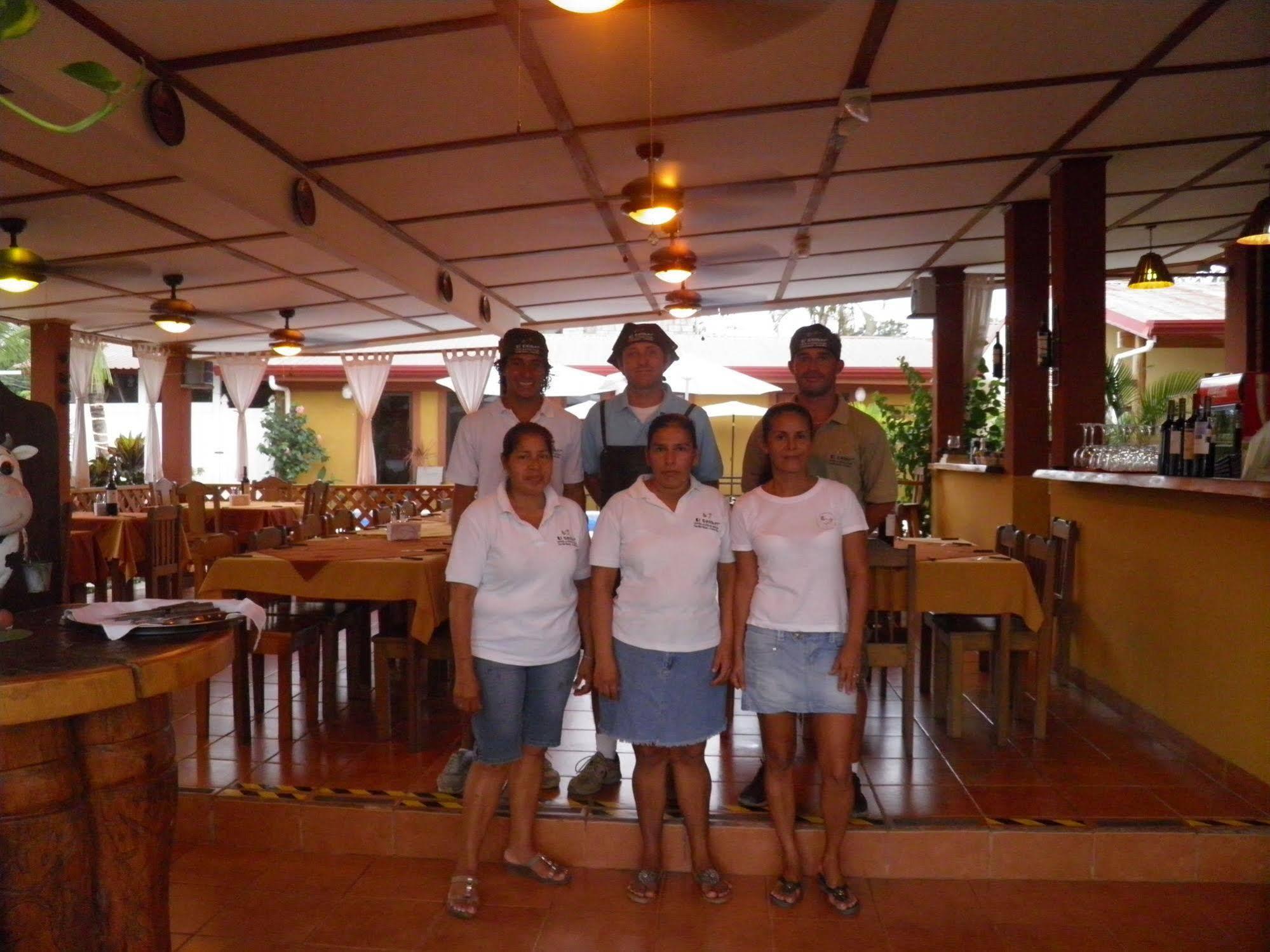 Hotel Cabinas El Colibri 3*