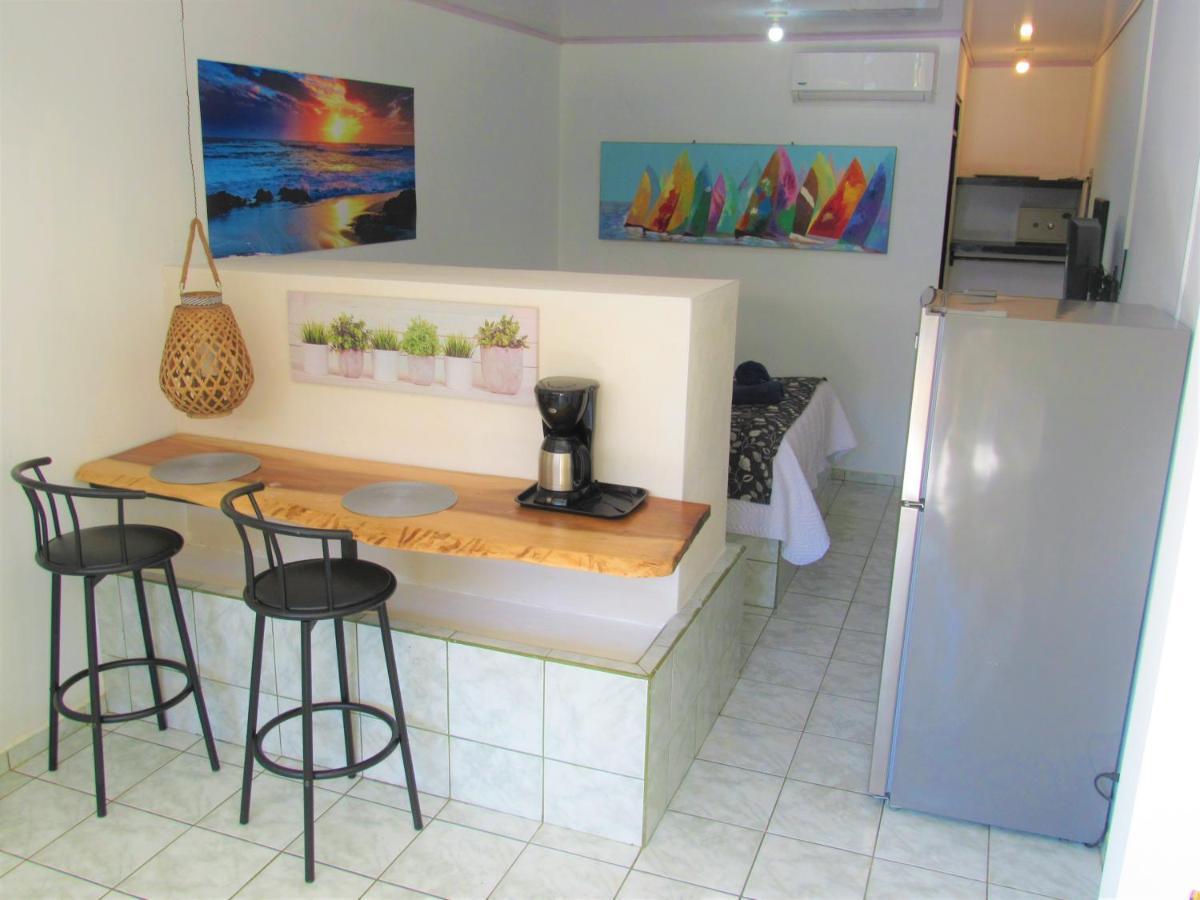 Izus Place Inn 3*