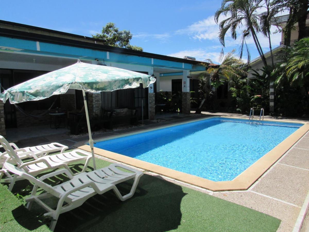Izus Place Inn