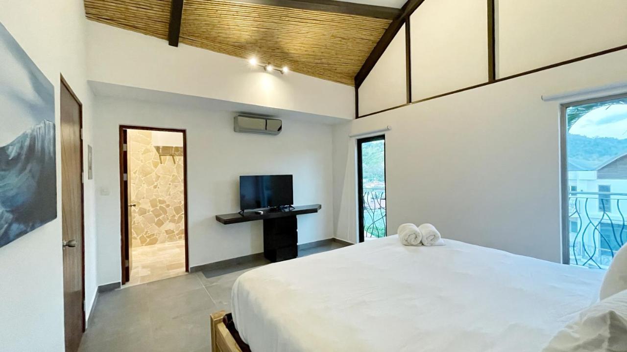 Luxury Sky Penthouses 3-6br Condo-hotel At Oceano *