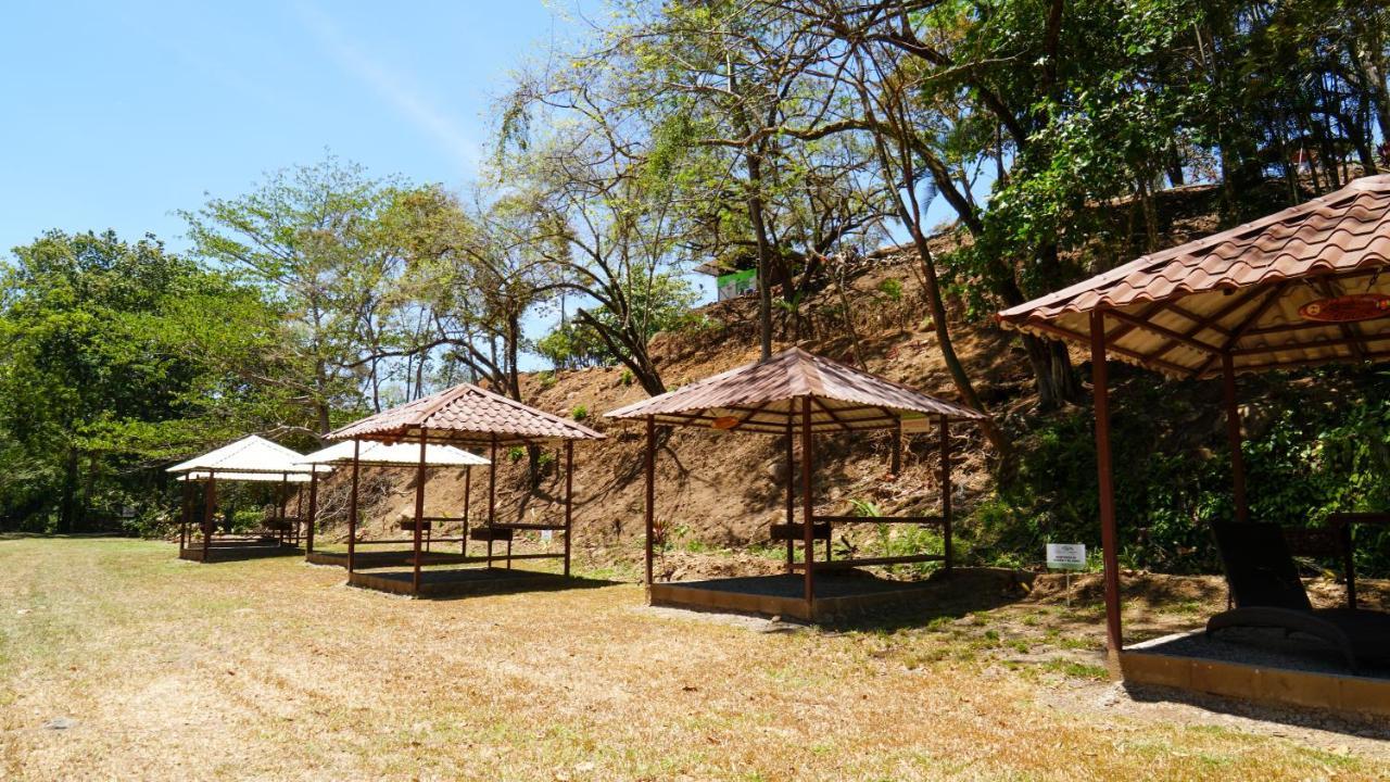 Poza Blanca Bed & Breakfast