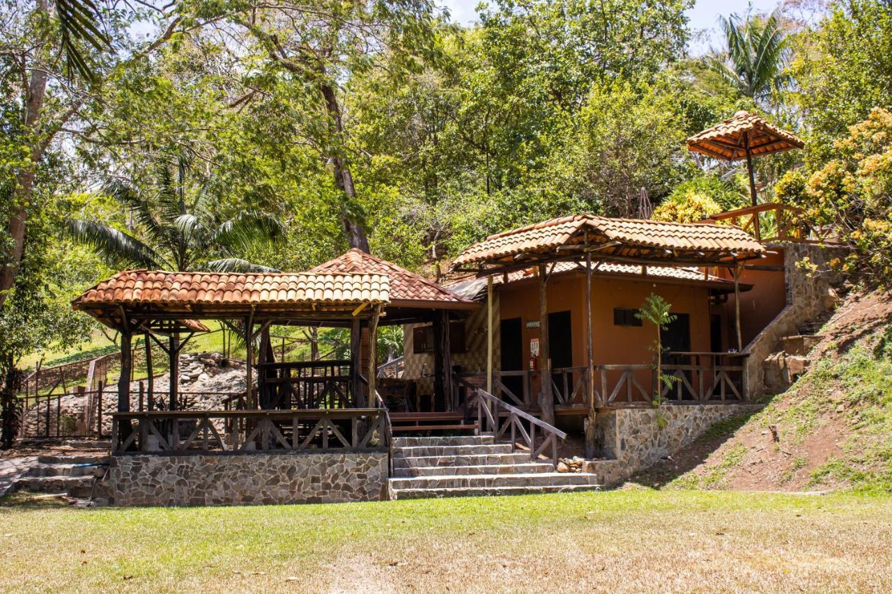 Poza Blanca Bed & Breakfast 3*