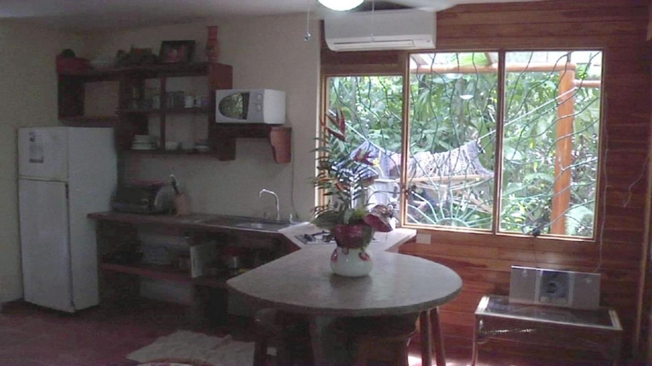 Paradise Lodge
