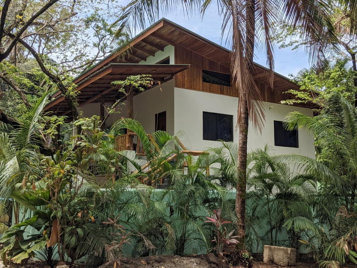 Paradise Lodge