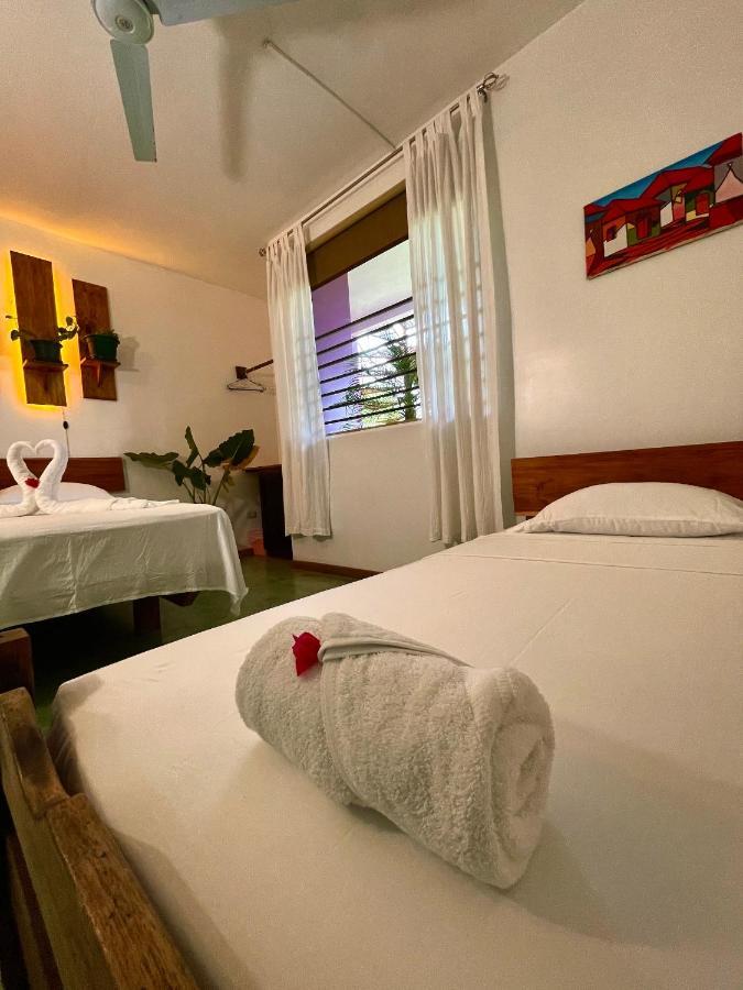 Jacquelina Hotel *