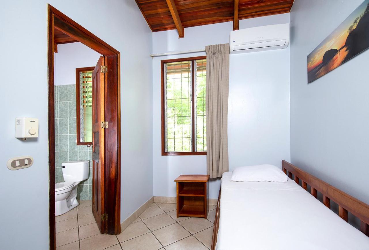 Bahia Esmeralda Potrero (Guanacaste)