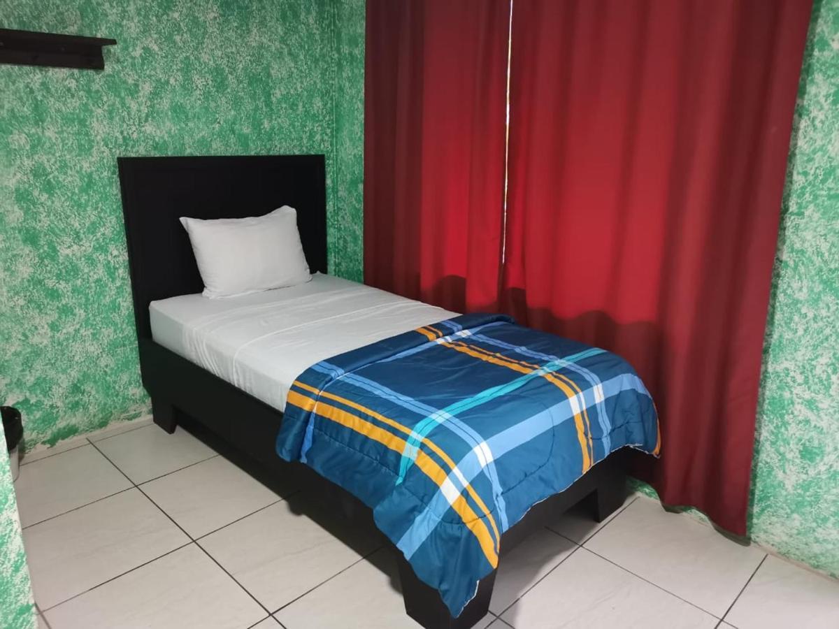 Hotel Palmera Real Hot Springs 2*