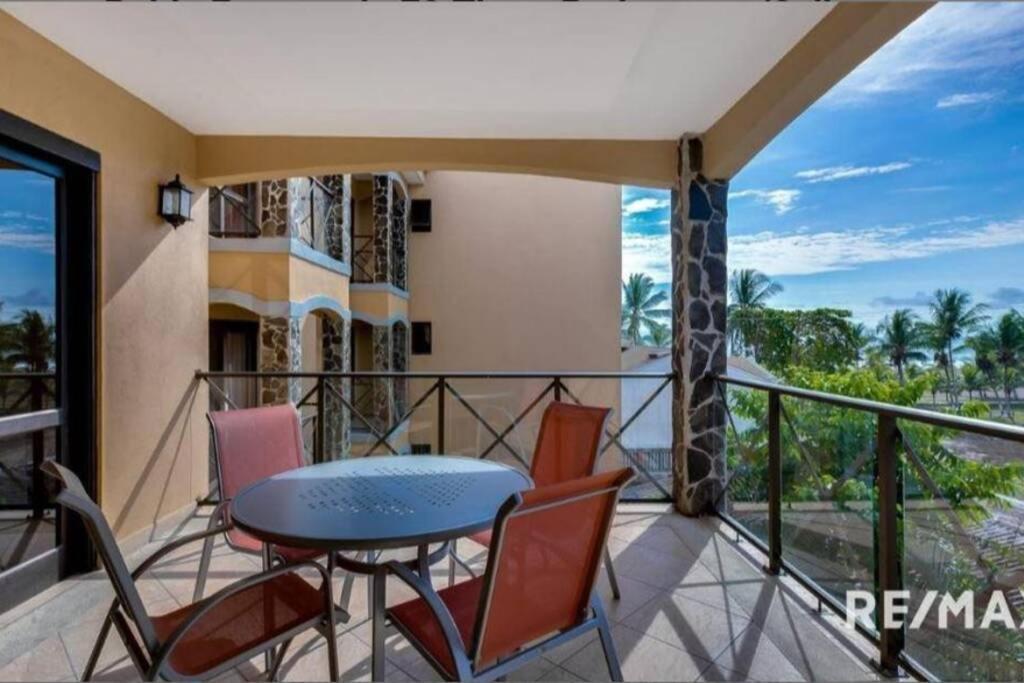 777j Beachfront Luxury 3 Br/2.5ba Near Sjo - *