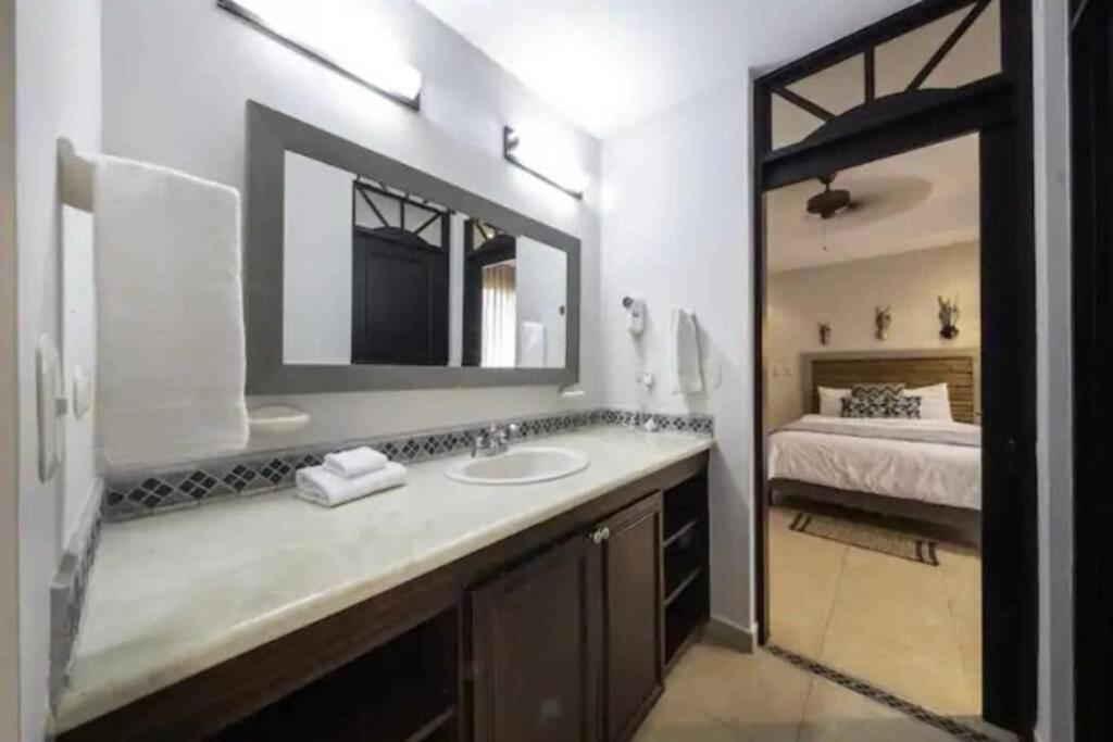 777j Beachfront Luxury 3 Br/2.5ba Near Sjo - Apartment *