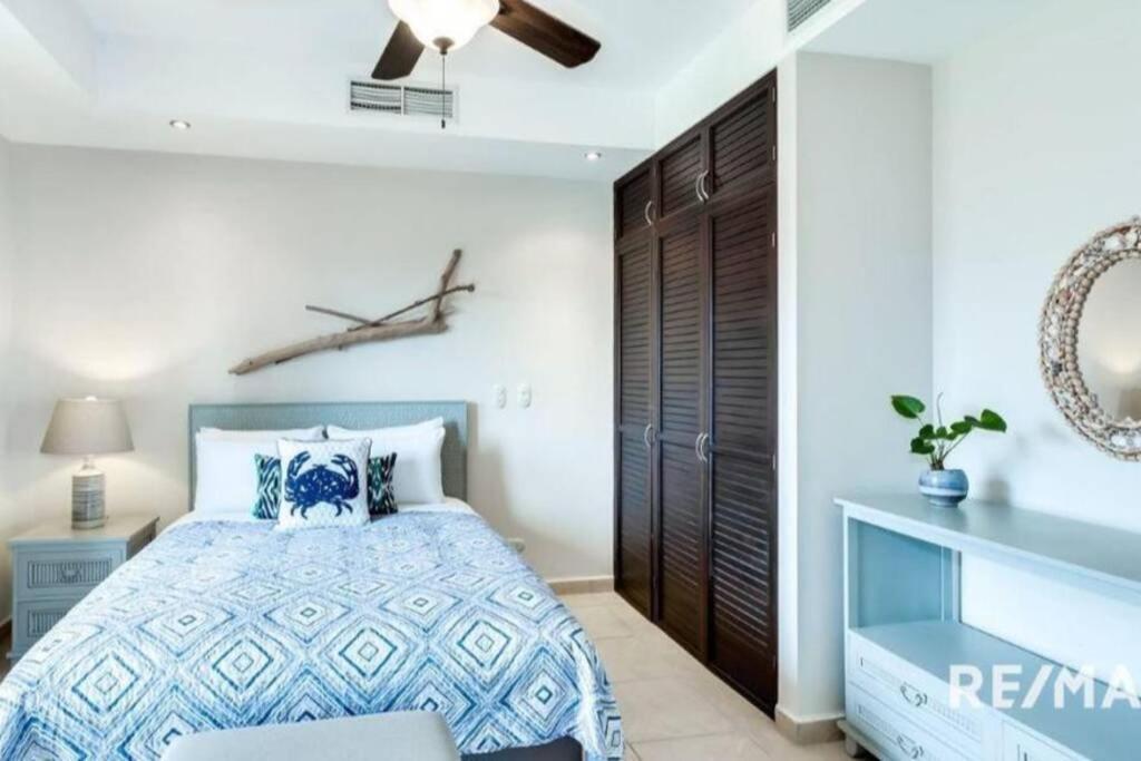 777j Beachfront Luxury 3 Br/2.5ba Near Sjo -