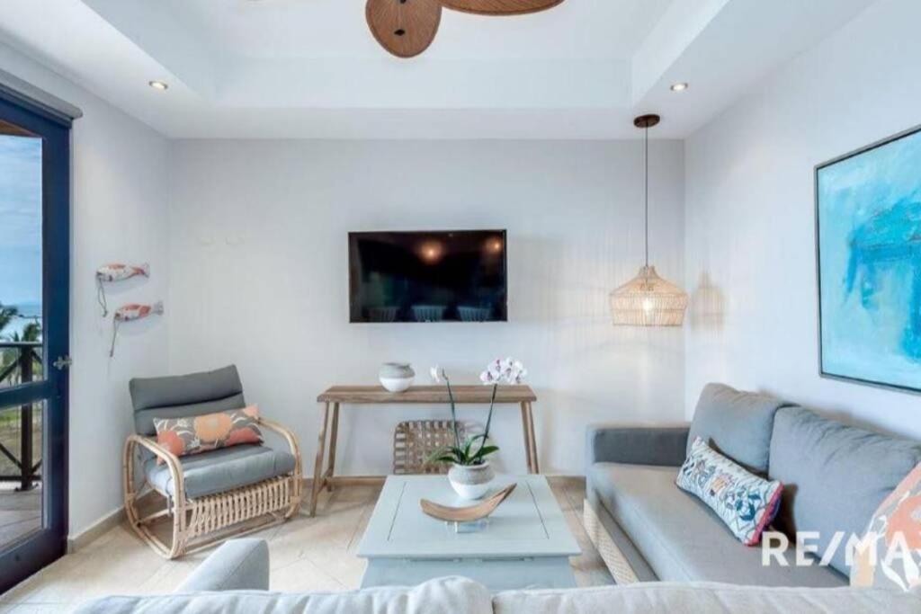 Apartment 777j Beachfront Luxury 3 Br/2.5ba Near Sjo -