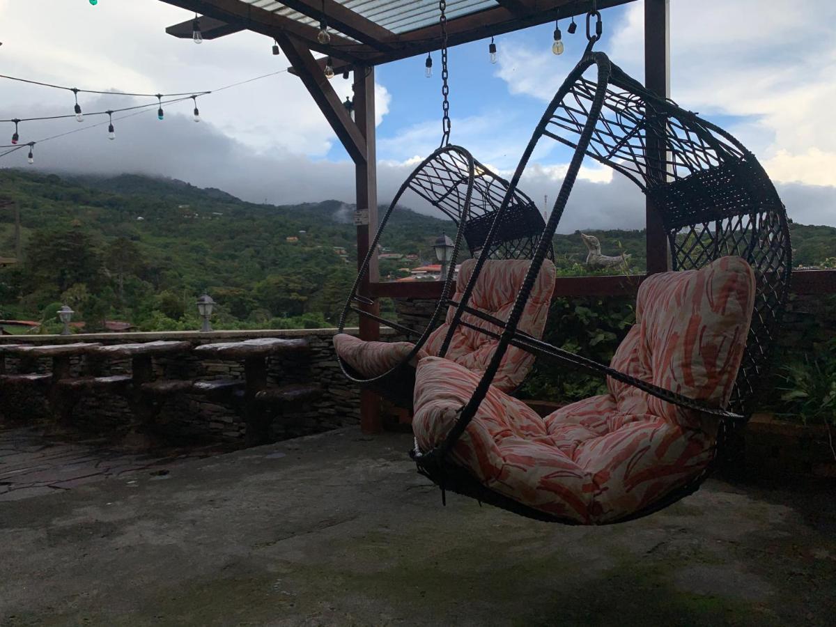 Hostel Cabinas Vista Al Golffo