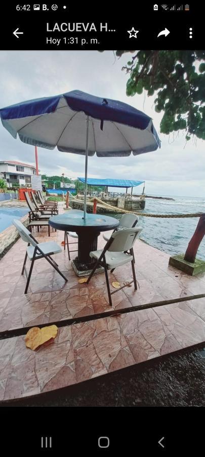 La Cueva Hotel Puerto Limon