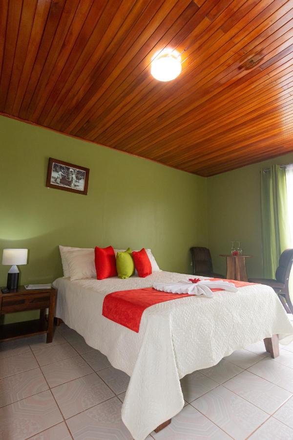 Bed & Breakfast Nafre House 2*