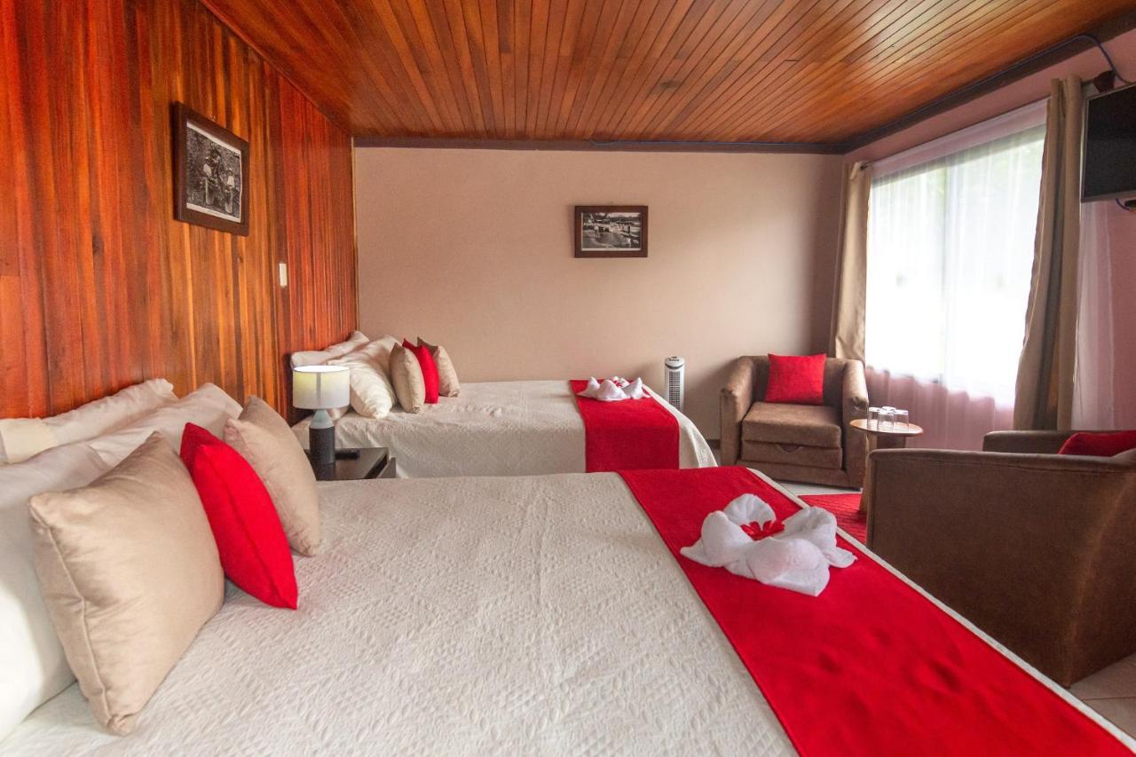 Bed & Breakfast Nafre House Monteverde