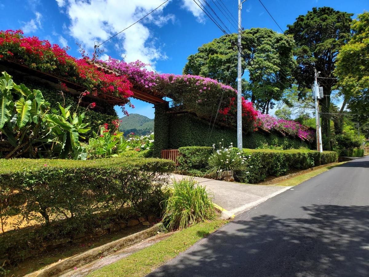 Finca Paraiso Mountain Retreat Near San Jose Airport Hotel