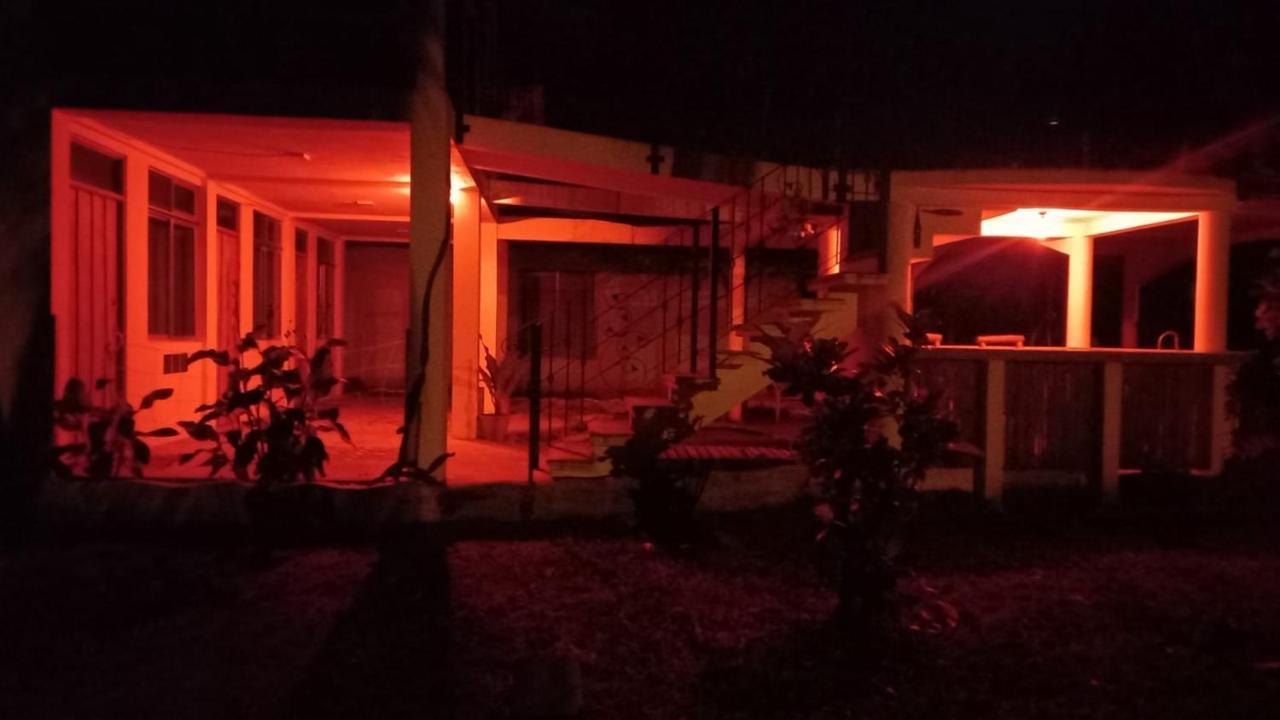 Pura Natura Beachfront Guest house