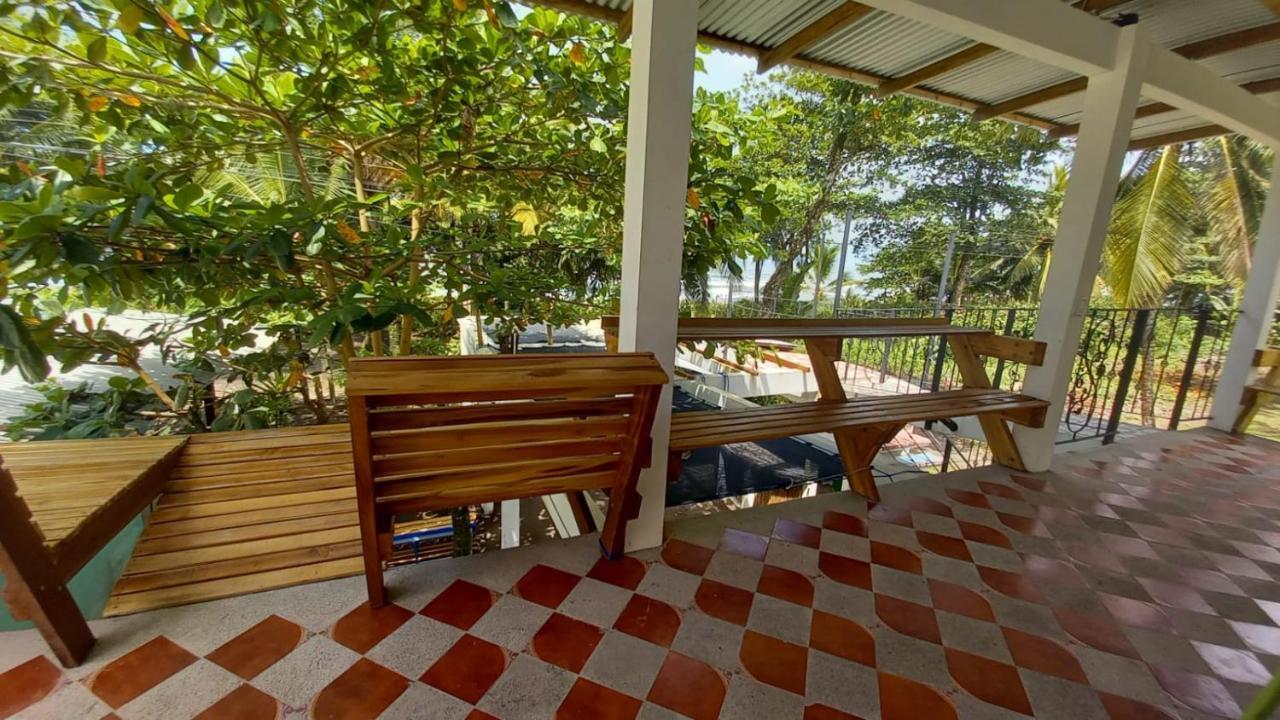 Guest house Pura Natura Beachfront *