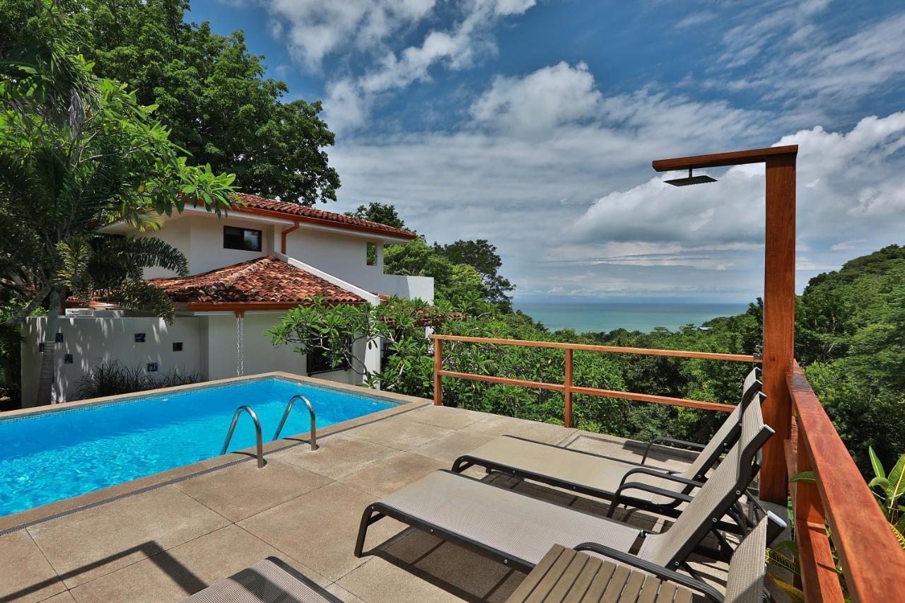 Casa Frangipani Guest house
