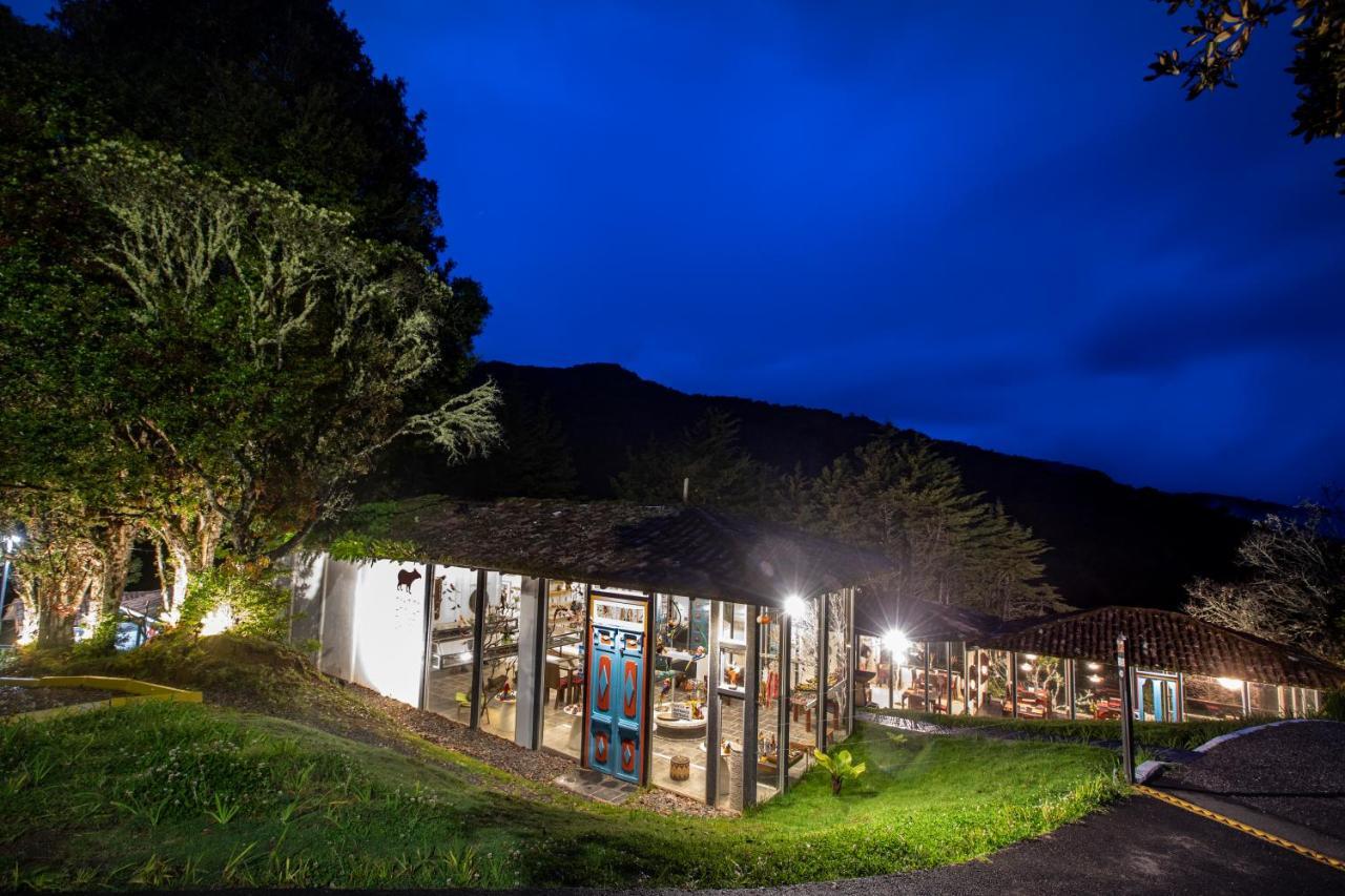 Dantica Cloud Forest Bed & Breakfast