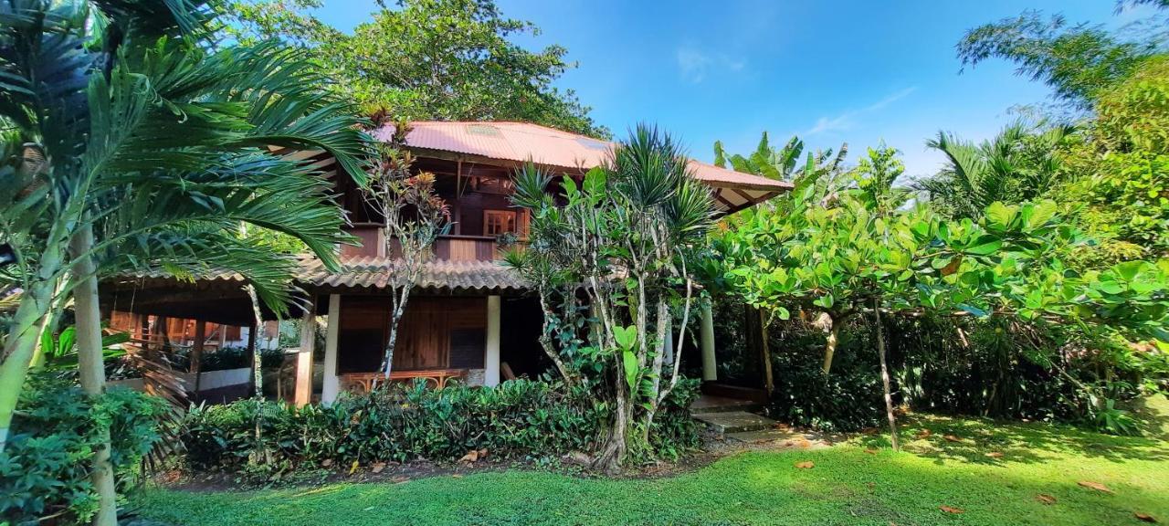 Cabinas Hibiscus Cahuita