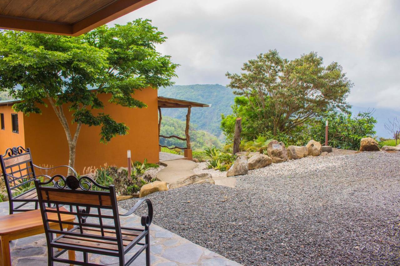 Lodge Rainbow Valley Costa Rica