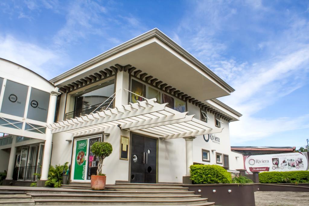 Hotel La Riviera 3*