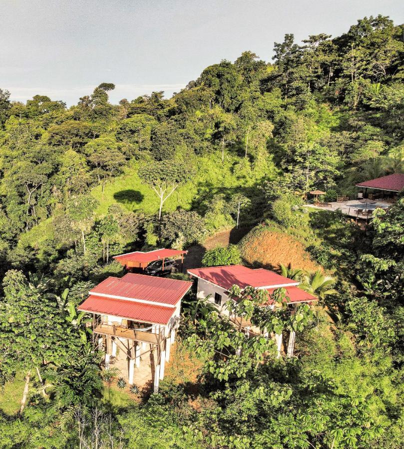 Nature's Edge Boutique *