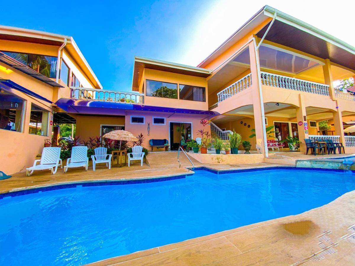Beachfront Vista Hermosa Hotel *