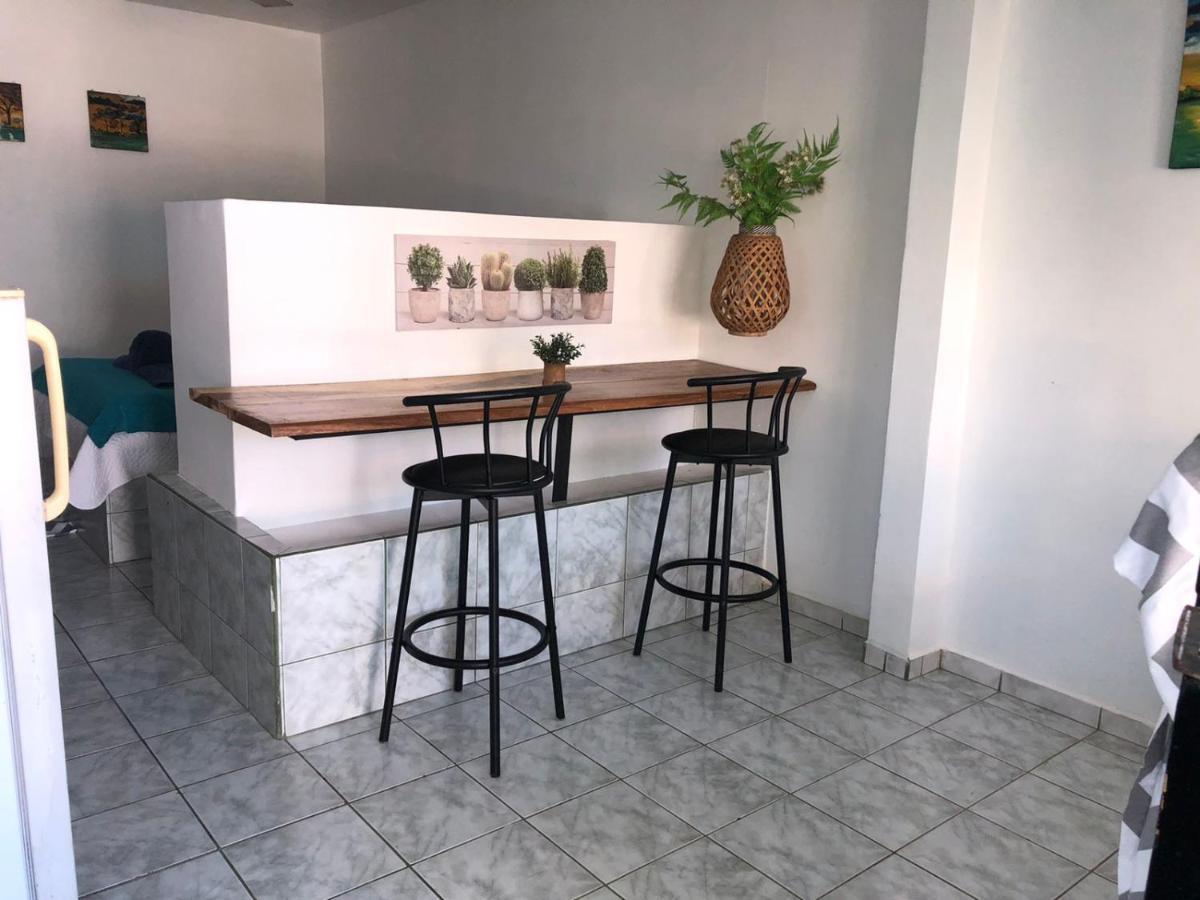 Izus Place Inn 3*