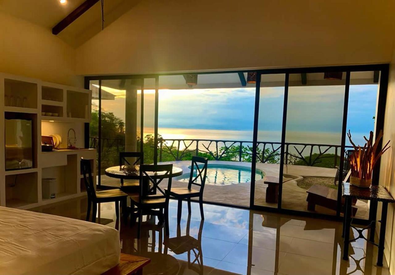 Akua Ocean View *