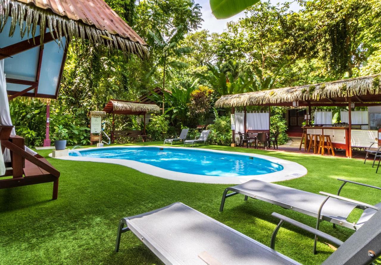 Hotel Namuwoki 3*