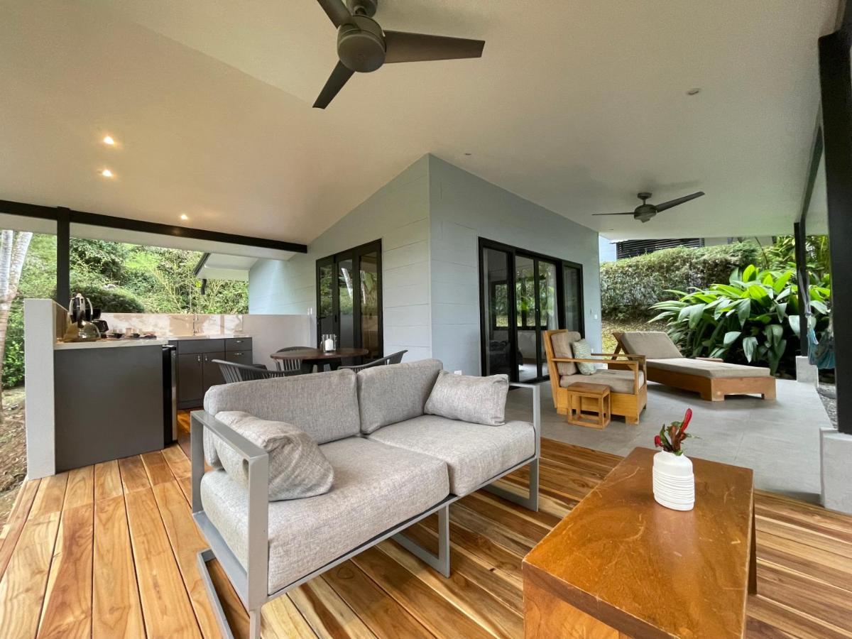 Tree Of Life Cabinas Bed & Breakfast