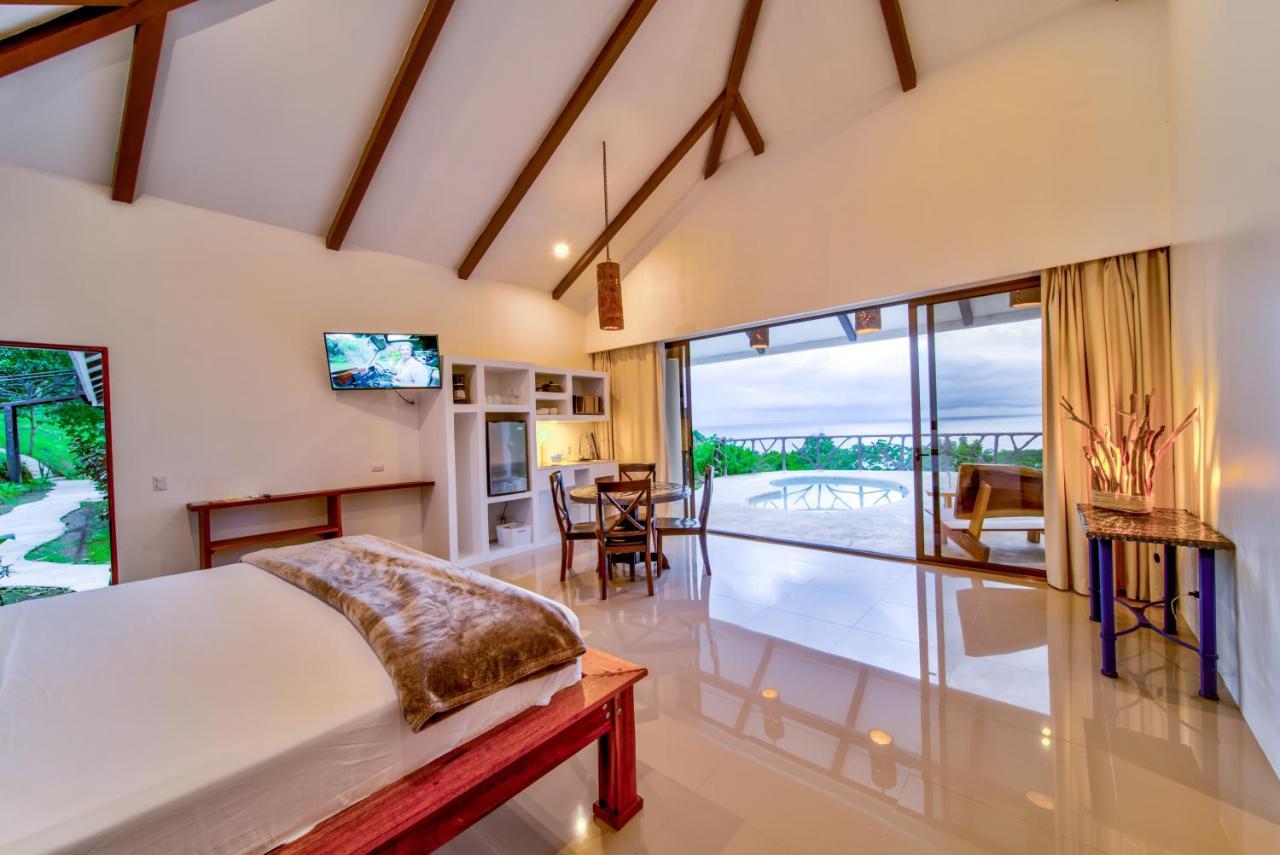 Akua Ocean View *