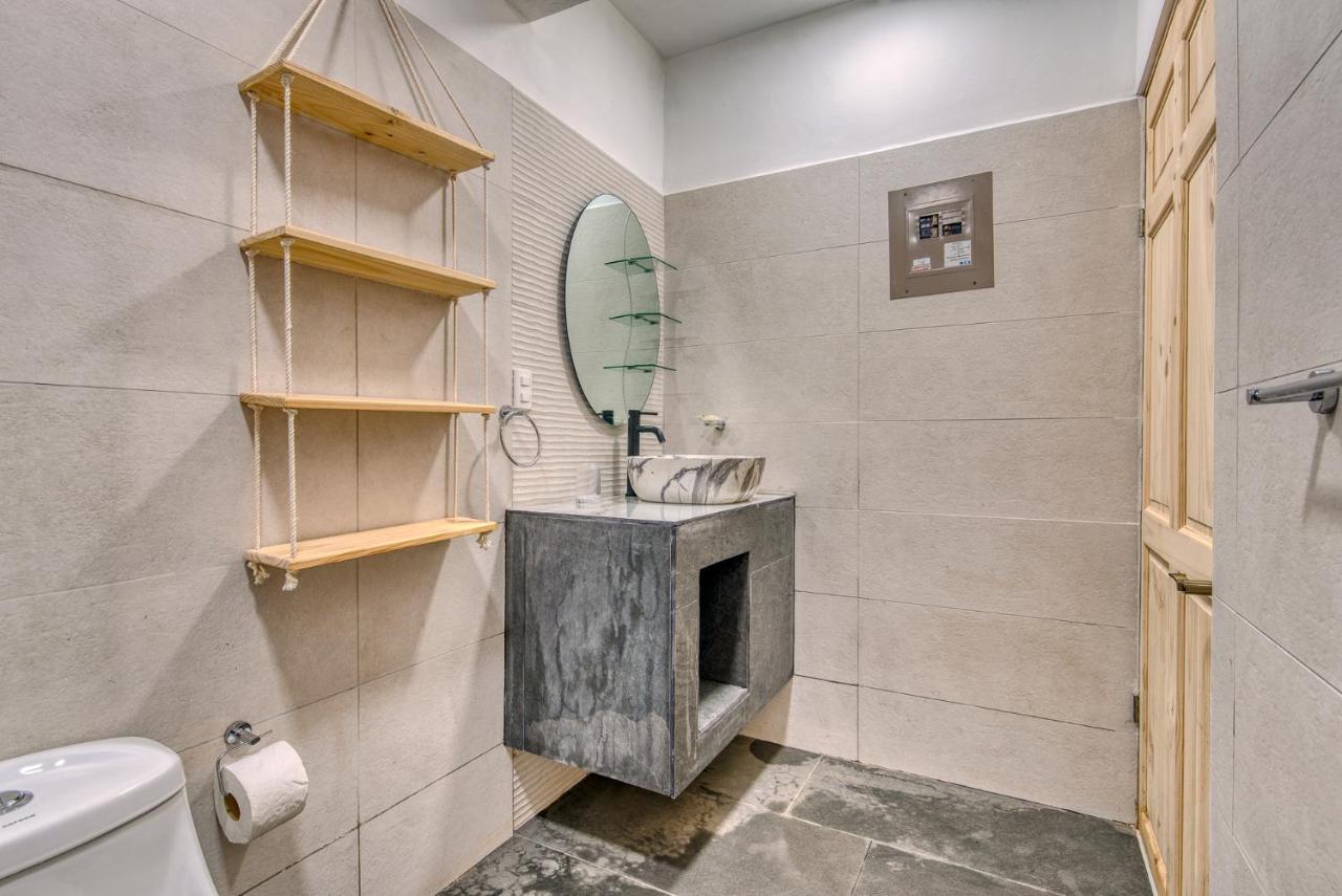 Izus Place Inn Jaco