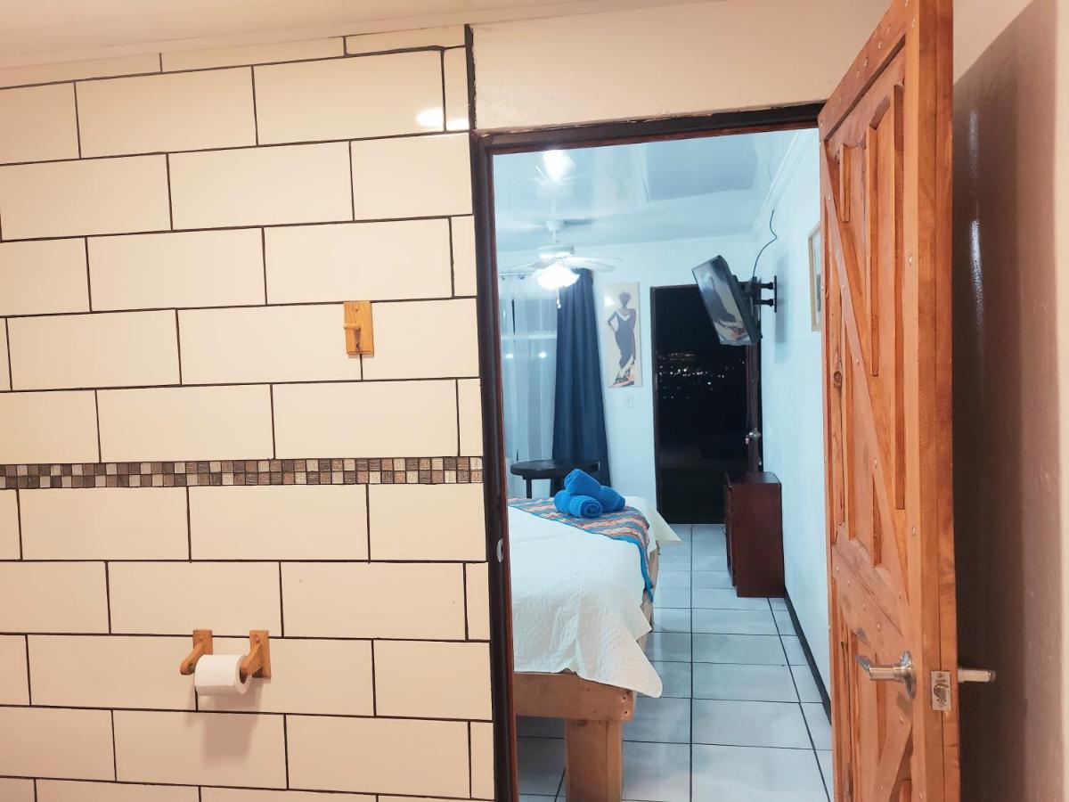 Loma Tranquila Aparthotel Alajuela
