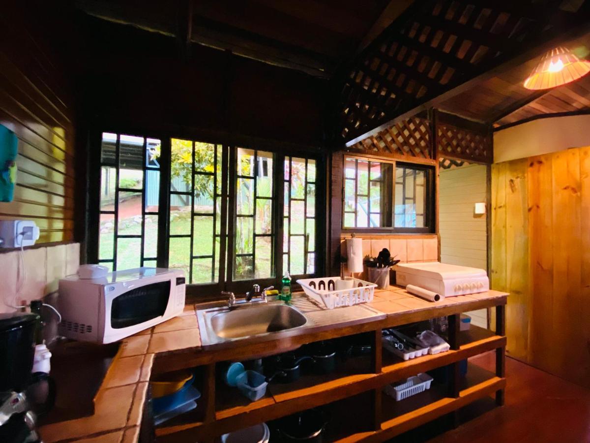 Pacific Edge Eco * Dominical