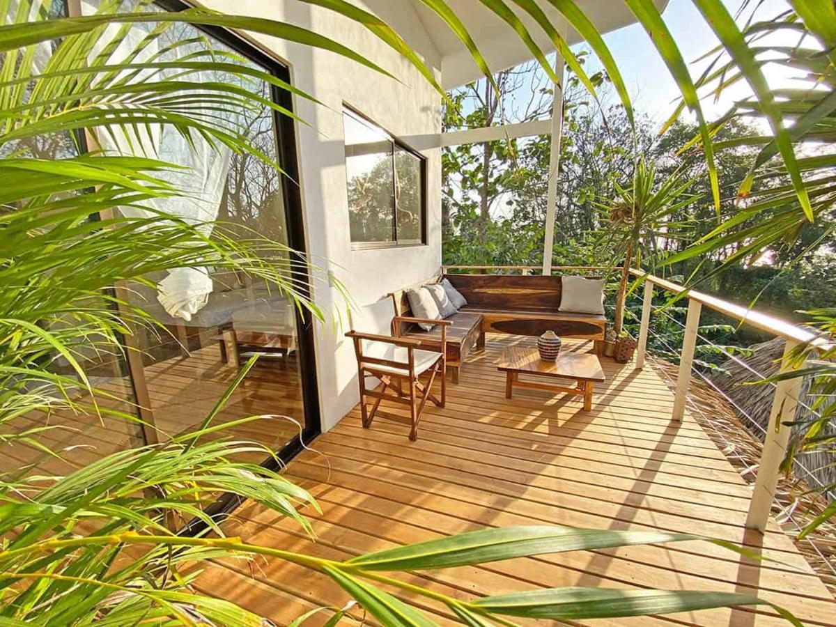Hotel La Sana Surf Hotel, New Management, Few Mn Drive To The 3*