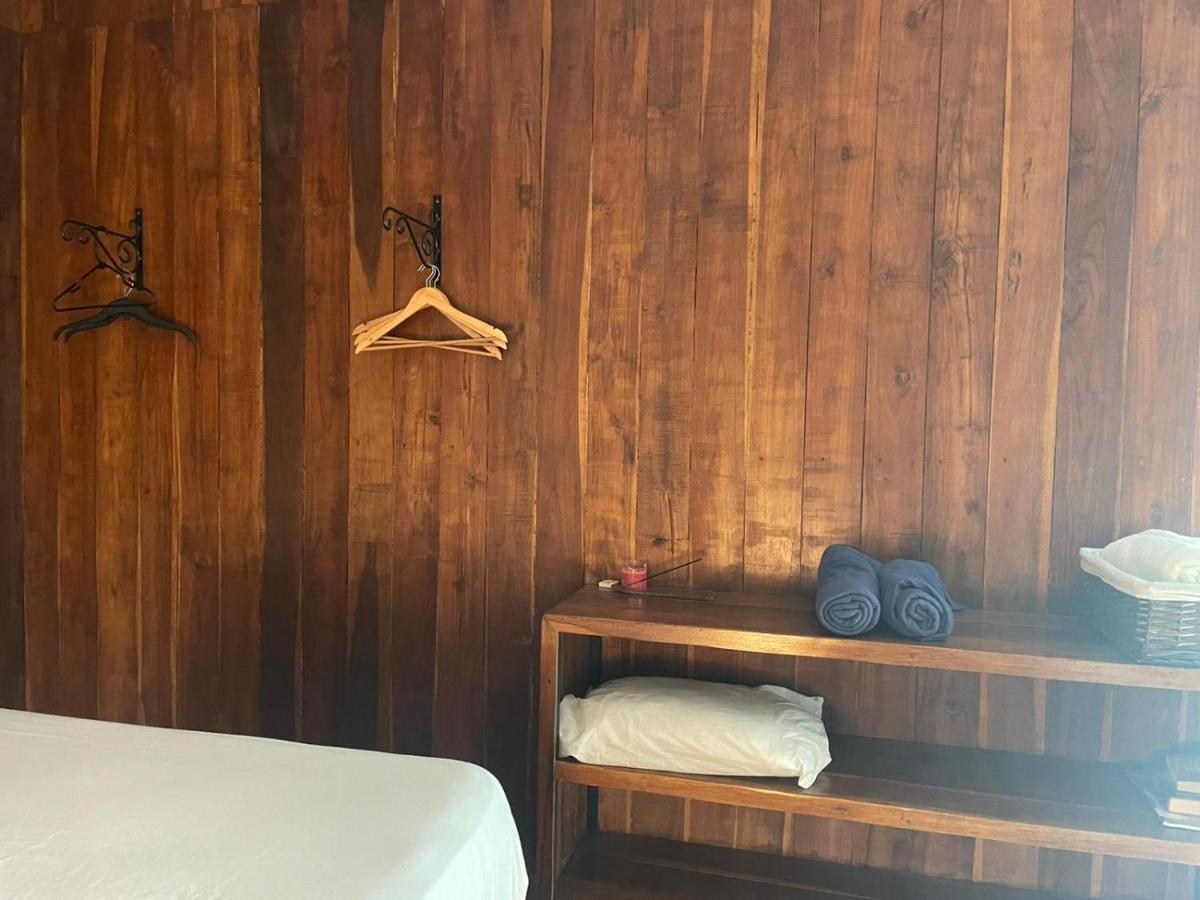 Cabinas 3* Playa Santa Teresa (Puntarenas)