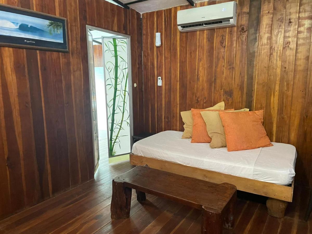 Cabinas 3* Playa Santa Teresa (Puntarenas)