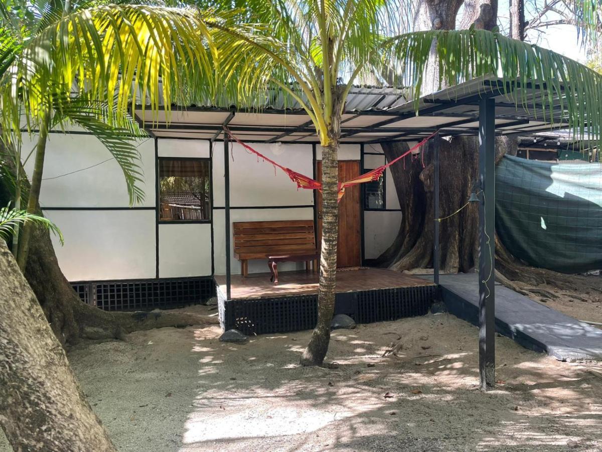 Cabinas 3* Playa Santa Teresa (Puntarenas)