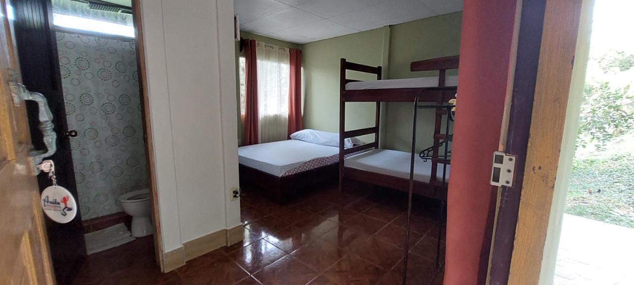 Guest house Y Cabinas Anita-and Rafting Tour! *