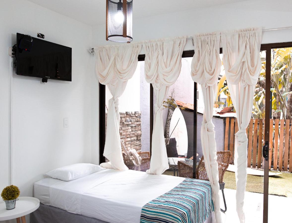 Izus Place