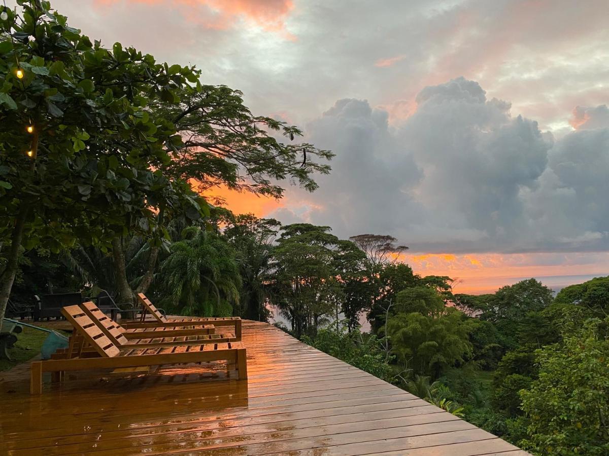 Pacific Edge Eco Dominical