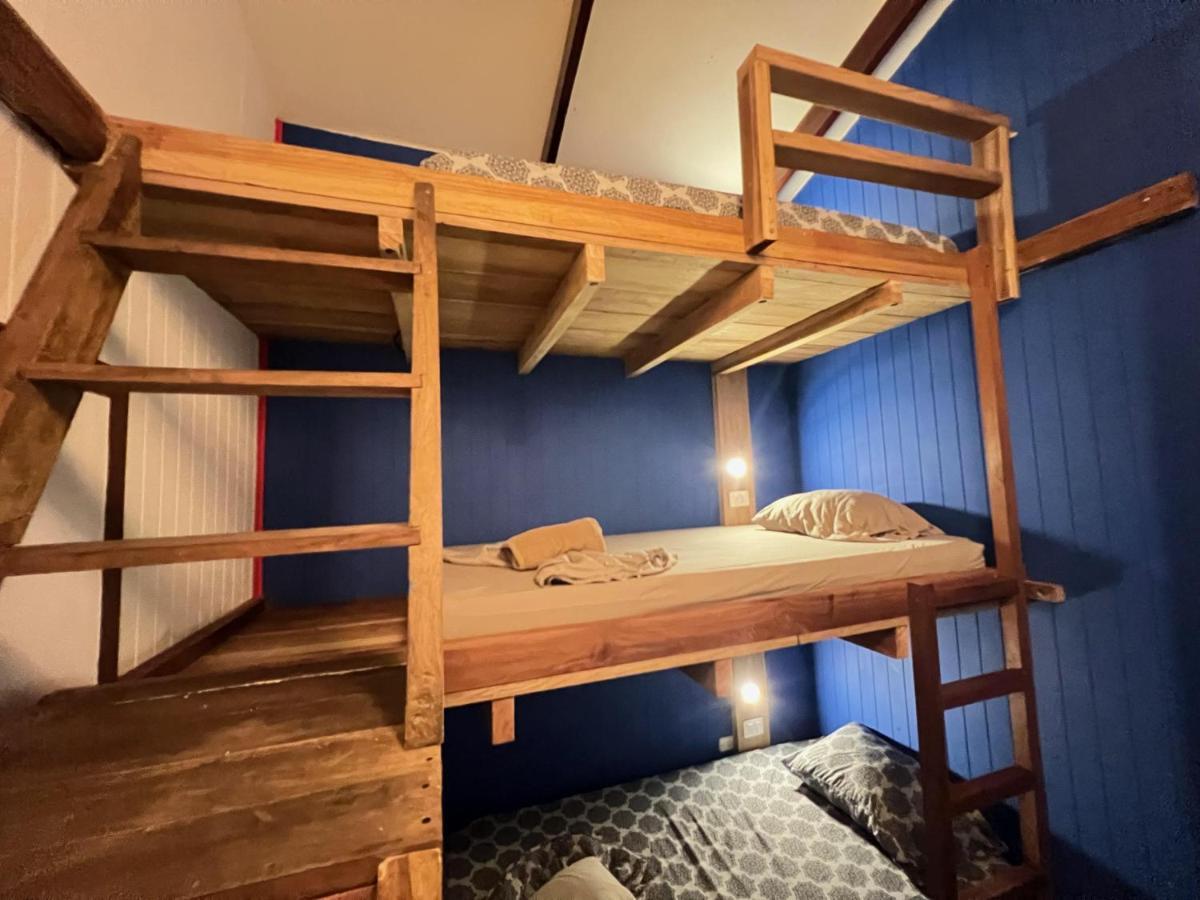 Hostel Playa 506 Beachfront *