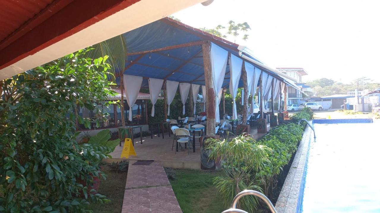 La Cueva * Puerto Limon