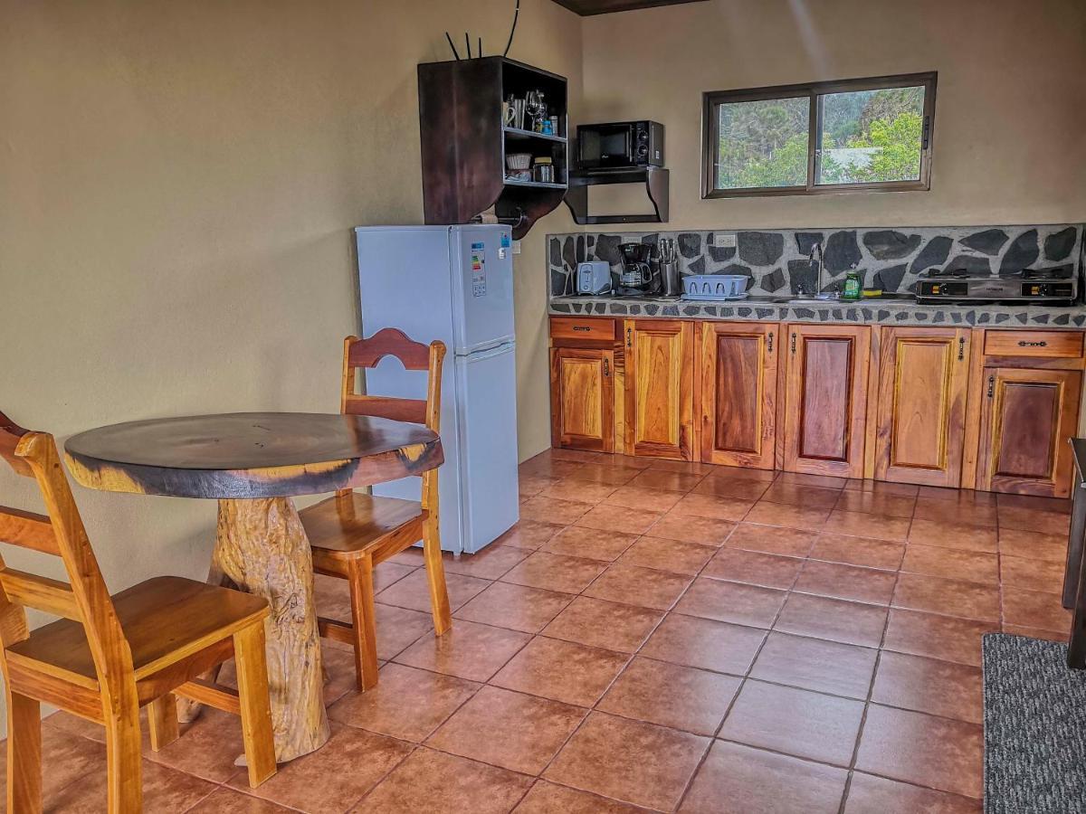 Lodge Rainbow Valley Costa Rica